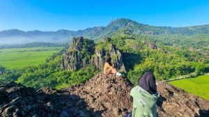 Mendaki Gunung Sepikul di Sukoharjo Jateng, Surga Sunrise yang Cocok Didaki Pemula