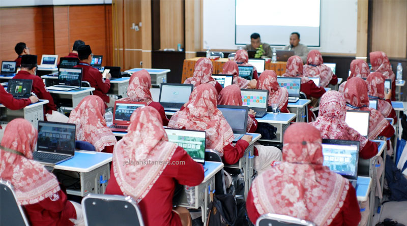 SD Muhammadiyah PK Kottabarat Solo Gelar Raker Optimalisasi Smart School